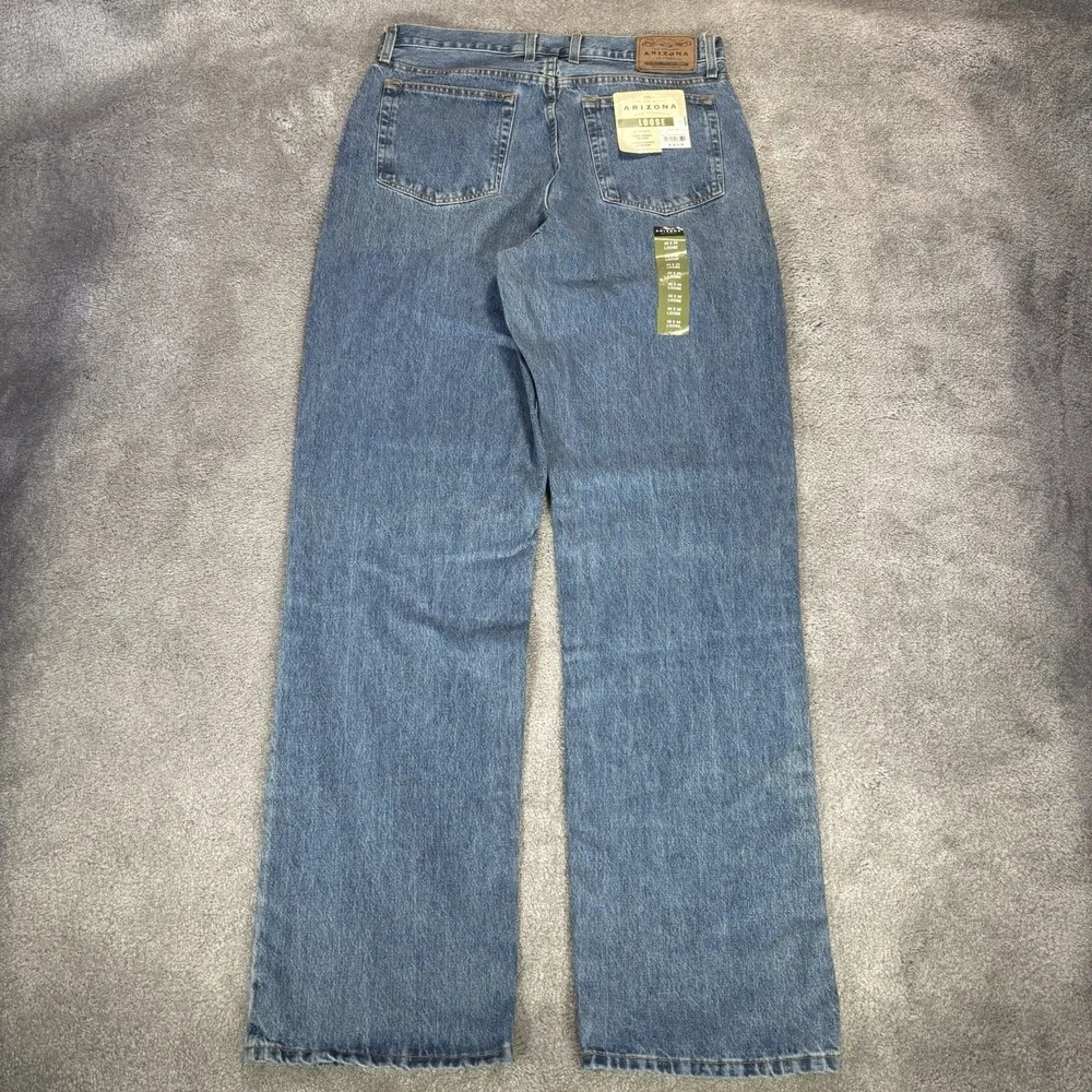 Vintage Arizona Jeans Mens 35x36 Loose Fit Straight Leg Light Blue Denim NWT